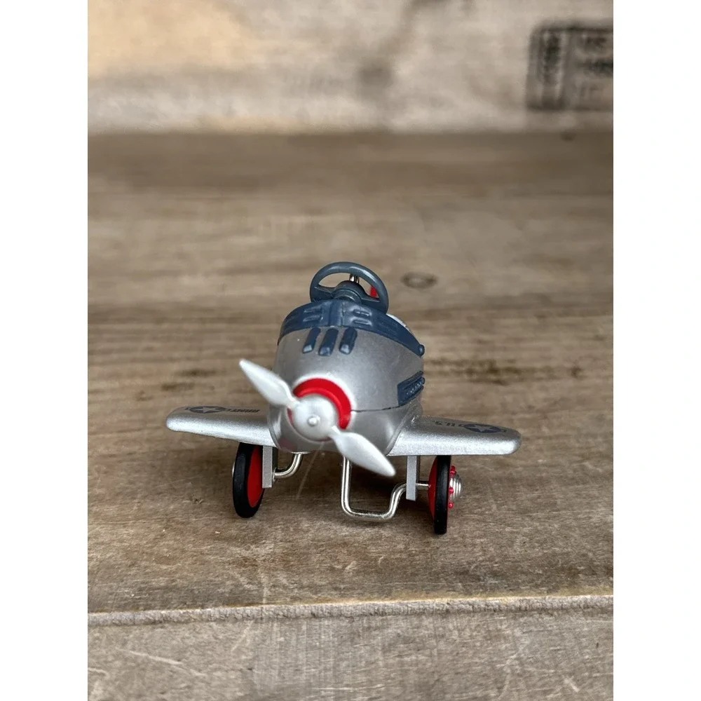 Hallmark keepsake ornament